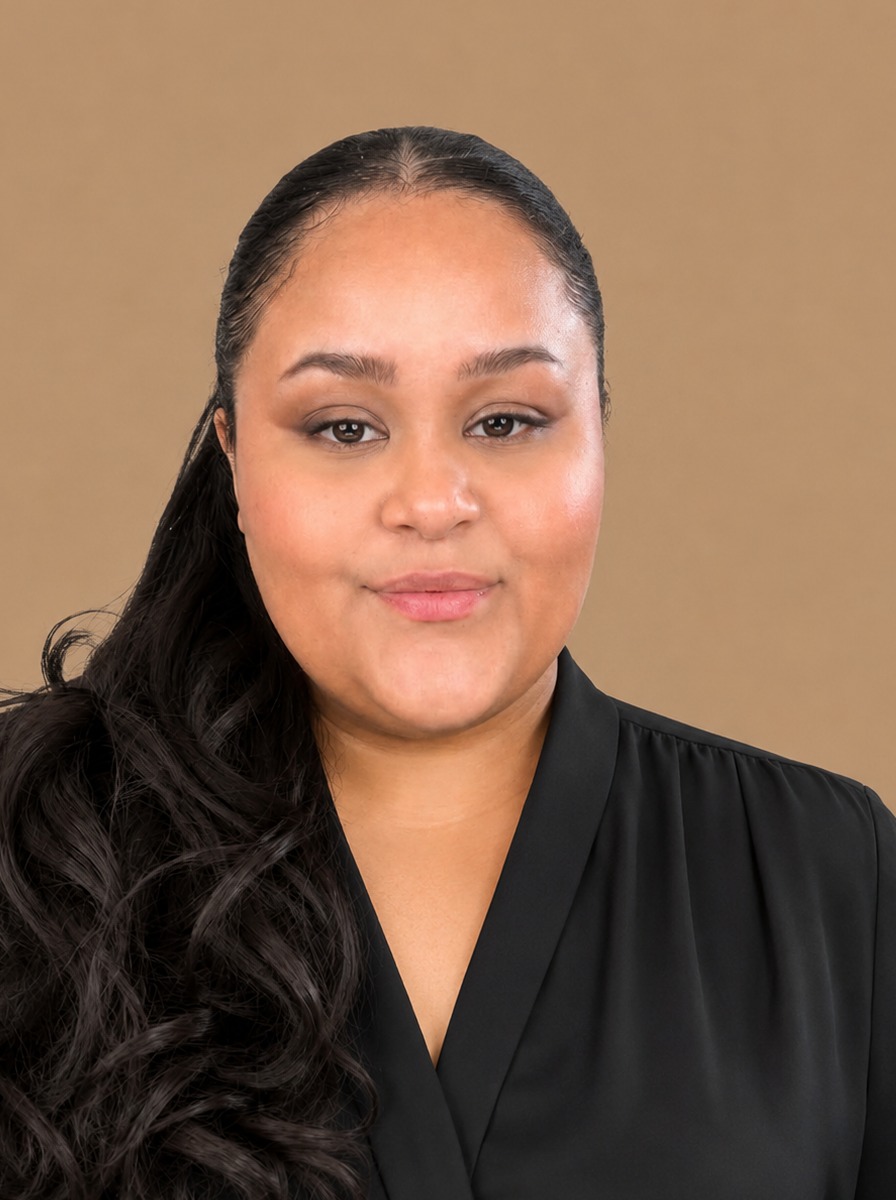 Palmira Ruben, Make-up Artist und Bellacad Dozentin für Bridal, Glam & Creative Beauty aus Berlin